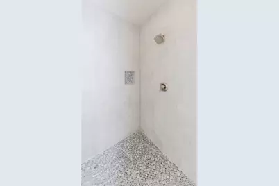 122 W Kikipua Lane, Bastrop, TX 78602 - Photo 24