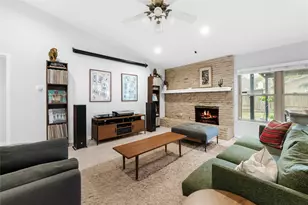 2509 Redleaf Ln, Austin, TX 78745 - Photo 4