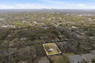 2509 Redleaf Ln, Austin, TX 78745 - Photo 32