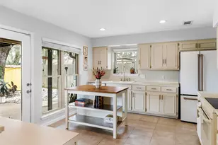 2509 Redleaf Ln, Austin, TX 78745 - Photo 10