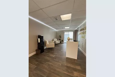 13740 N Research Boulevard #8, Austin, TX 78750 - Photo 8