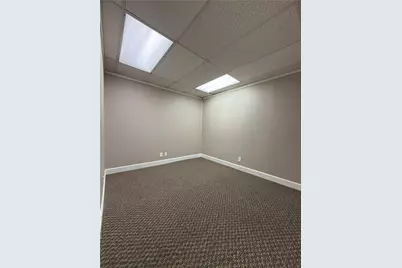 13740 N Research Boulevard #8, Austin, TX 78750 - Photo 2