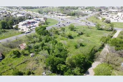 1804 Chestnut Street, Bastrop, TX 78602 - Photo 2