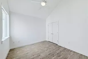 705 N Bluff Dr, Austin, TX 78745 - Photo 10