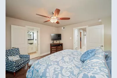 704 Horseshoe Bay Boulevard #L, Horseshoe Bay, TX 78657 - Photo 6