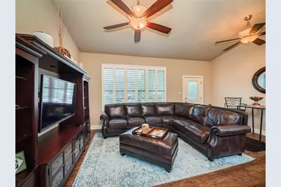 704 Horseshoe Bay Boulevard #L, Horseshoe Bay, TX 78657 - Photo 14