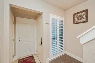 704 Horseshoe Bay Blvd, Horseshoe Bay, TX 78657 - Photo 4