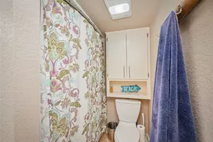 704 Horseshoe Bay Blvd, Horseshoe Bay, TX 78657 - Photo 8