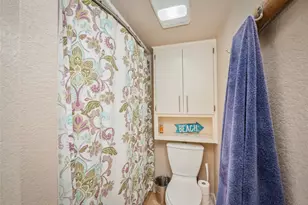 704 Horseshoe Bay Blvd, Horseshoe Bay, TX 78657 - Photo 8