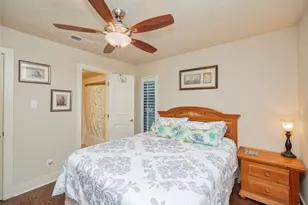 704 Horseshoe Bay Blvd, Horseshoe Bay, TX 78657 - Photo 10