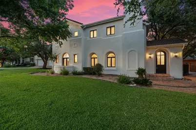 8 Glen Rock Drive, The Hills, TX 78738 - Photo 2