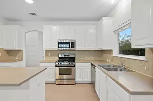 4312 Hidden Lake Crossing, Pflugerville, TX 78660 - Photo 14