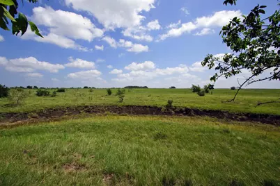 2002 County Road 276, Bertram, TX 78605 - Photo 16