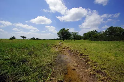 2002 County Road 276, Bertram, TX 78605 - Photo 18