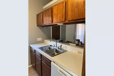 8704 Pineridge Drive #B, Austin, TX 78729 - Photo 8