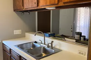 8704 Pineridge Dr, Austin, TX 78729 - Photo 8