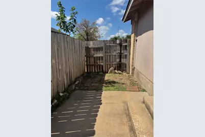 8704 Pineridge Drive #B, Austin, TX 78729 - Photo 16