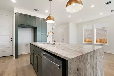 384 Brandywine Road, Hutto, TX 78634 - Photo 10