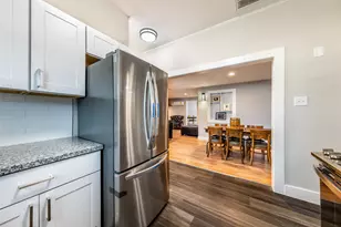 2511 San Gabriel St, Austin, TX 78705 - Photo 32