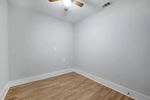 2511 San Gabriel St, Austin, TX 78705 - Photo 16