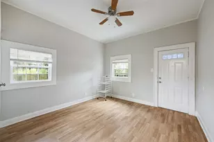 2511 San Gabriel St, Austin, TX 78705 - Photo 18