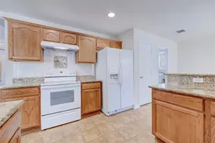 324 Avalanche Ave, Georgetown, TX 78626 - Photo 2