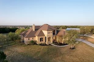 149 Sunrise Cir, Liberty Hill, TX 78642 - Photo 2