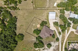 149 Sunrise Cir, Liberty Hill, TX 78642 - Photo 36