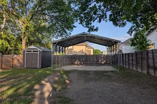 6915 Providence Ave, Austin, TX 78752 - Photo 24