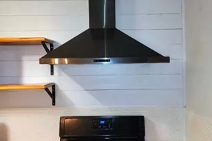 6915 Providence Ave, Austin, TX 78752 - Photo 8