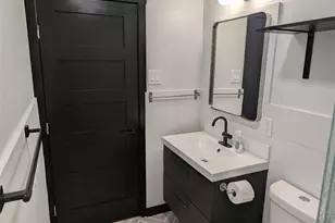 6915 Providence Ave, Austin, TX 78752 - Photo 12