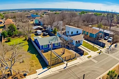 6915 Providence Avenue, Austin, TX 78752 - Photo 24