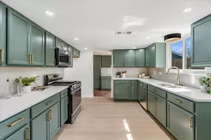 3309 Harpers Ferry Ln, Austin, TX 78745 - Photo 4