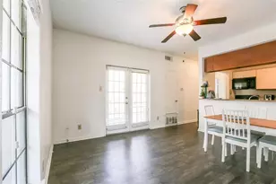 912 W 22nd St, Austin, TX 78705 - Photo 4