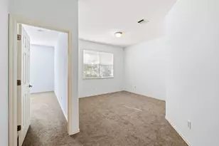 512 Eberhart Ln, Austin, TX 78745 - Photo 18