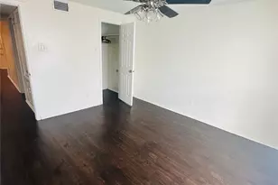 2401 Leon St, Austin, TX 78705 - Photo 16