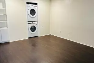 2401 Leon St, Austin, TX 78705 - Photo 4