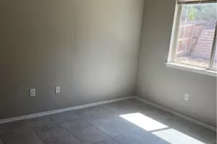 1725 Davidson Rnch Dr, Georgetown, TX 78626 - Photo 8