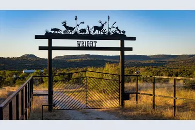 7702 Ranch Road 965, Llano, TX 78643 - Photo 2