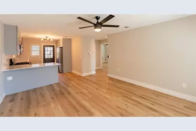 4306 Shallowbrook Trail, Austin, TX 78744 - Photo 4