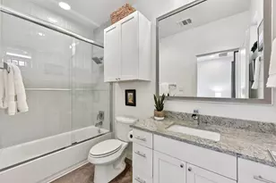 2300 S 5th St, Austin, TX 78704 - Photo 12