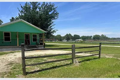 200 Prima Street, Smithville, TX 78957 - Photo 4