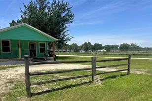 200 Prima St, Smithville, TX 78957 - Photo 4