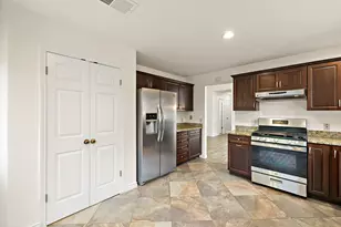 2422 Agarita Trail, Round Rock, TX 78665 - Photo 16