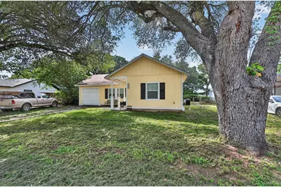 1002 Haley Avenue, Rockdale, TX 76567 - Photo 2