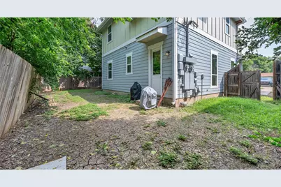 507 W North Loop Boulevard #B, Austin, TX 78751 - Photo 18