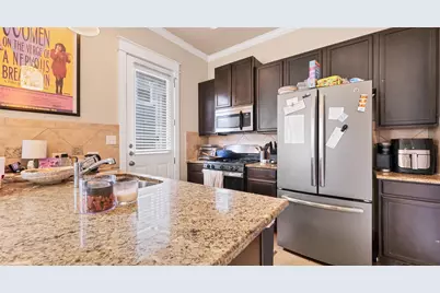 507 W North Loop Boulevard #B, Austin, TX 78751 - Photo 4