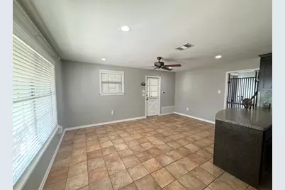 612 Cardinal Street, Elgin, TX 78621 - Photo 8