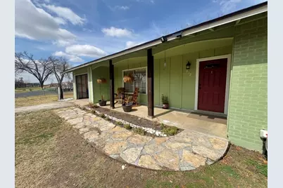 612 Cardinal Street, Elgin, TX 78621 - Photo 2