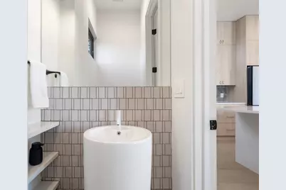 4707 Reyes Street #2, Austin, TX 78721 - Photo 28